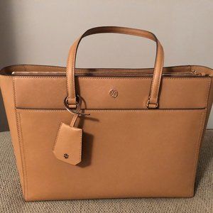 NWOT  Tory Burch Large Robinson Tote